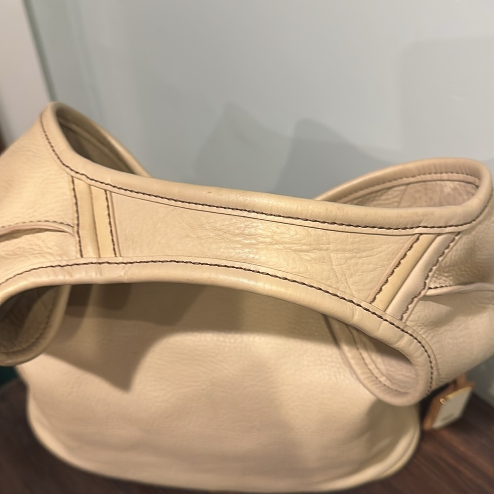 UGG Chic Cream Hobo Bag - Picture 8 of 9